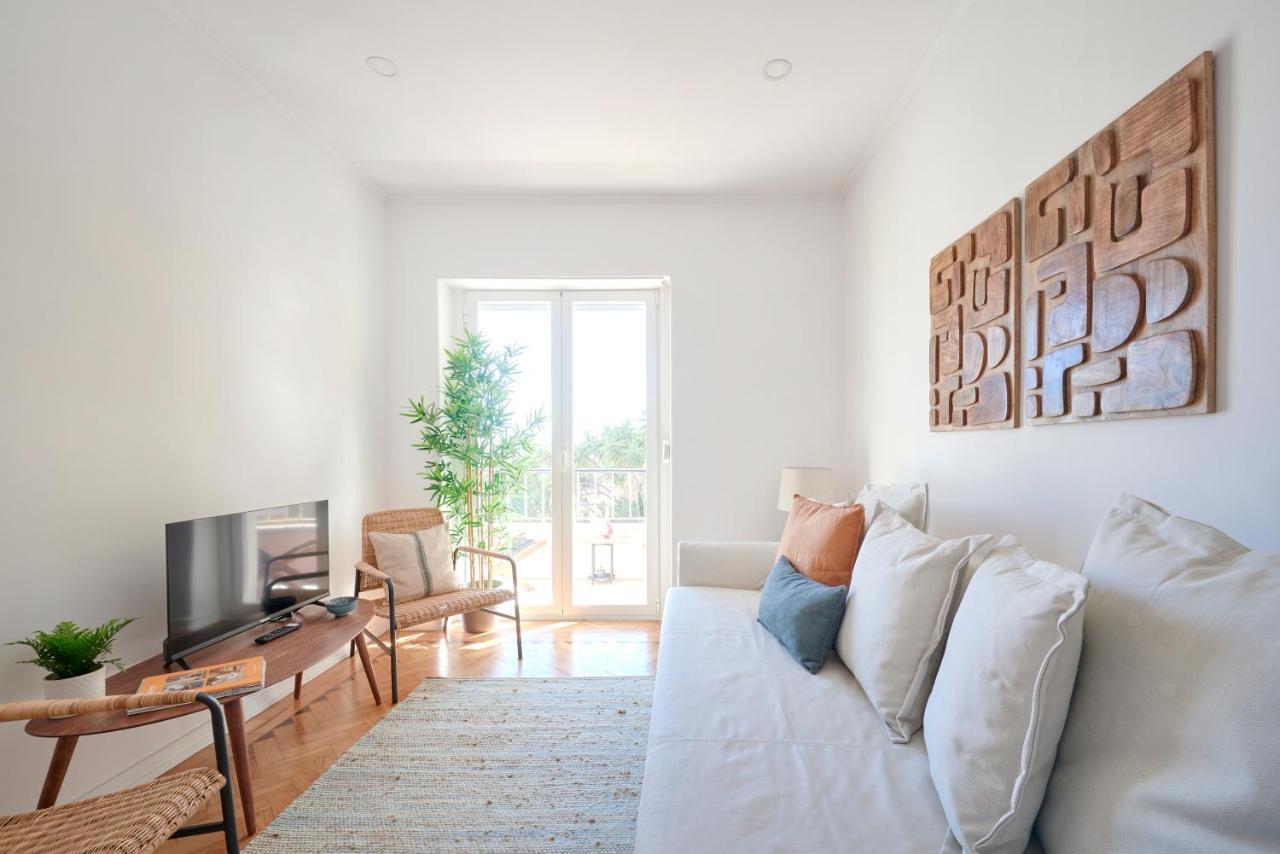 Apartament Enjoy The Sunny Balcony, By Timecooler Lizbona Zewnętrze zdjęcie